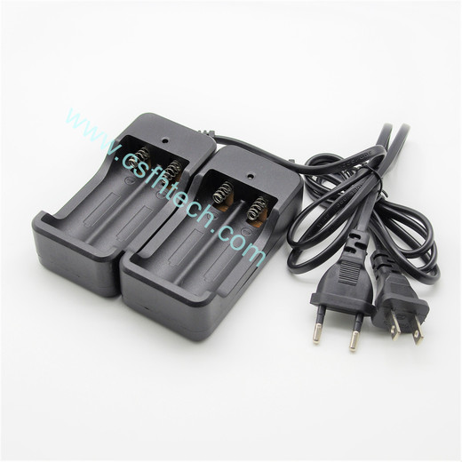 csfhtech   EU AU US UK high quality Dual Battery Charger For 18650 Li-ion Battery 4.2V Dual Slot Plug Charger For LED Torch Wholesale